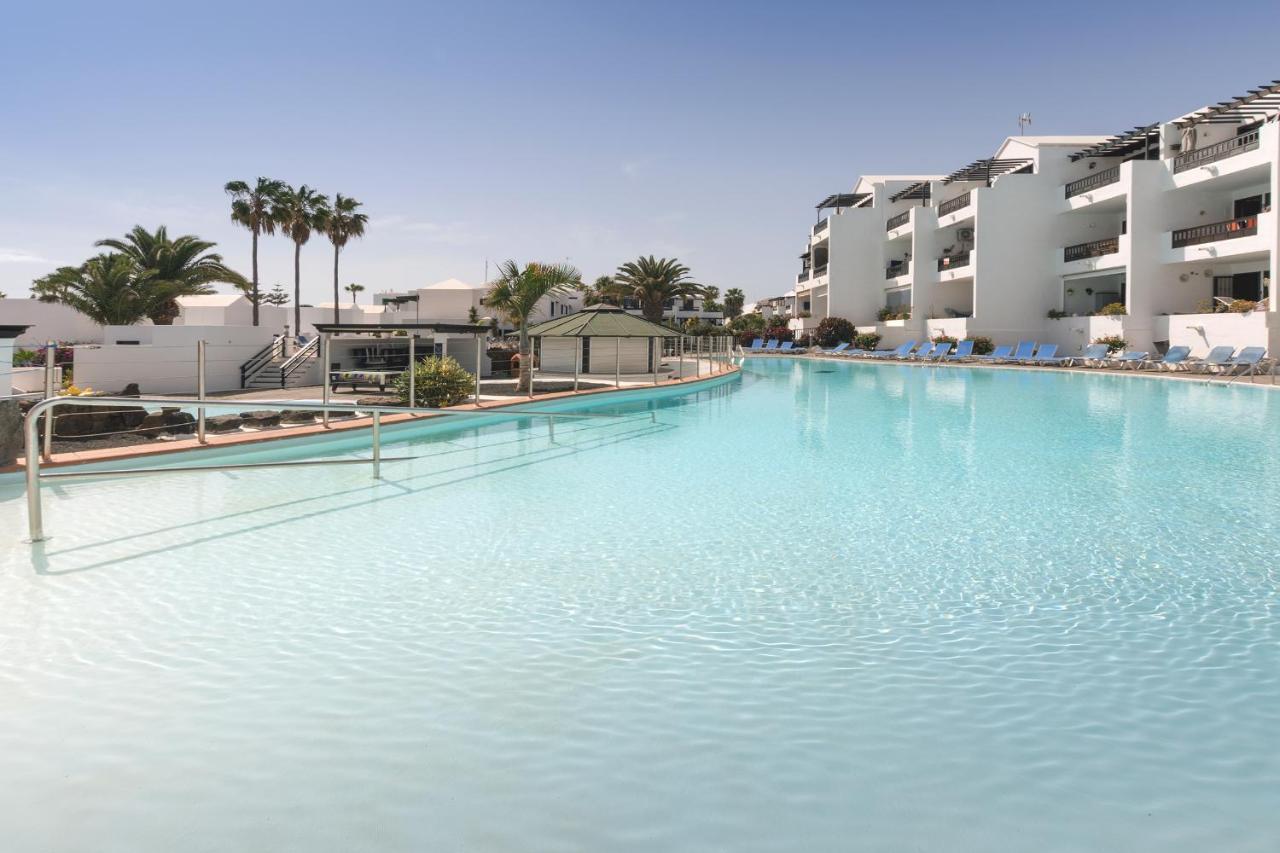 Conylanza Bastian Beach Apartment Costa Teguise Ngoại thất bức ảnh